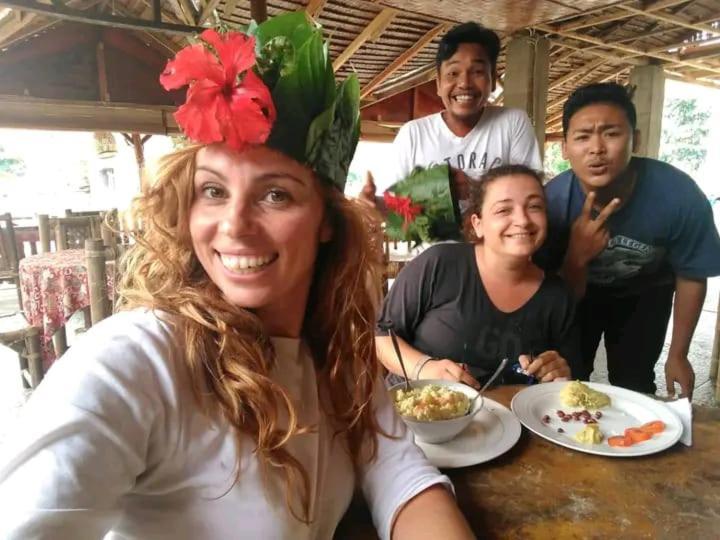 Brown Bamboo Guest House & Trekking Bukit Lawang Εξωτερικό φωτογραφία