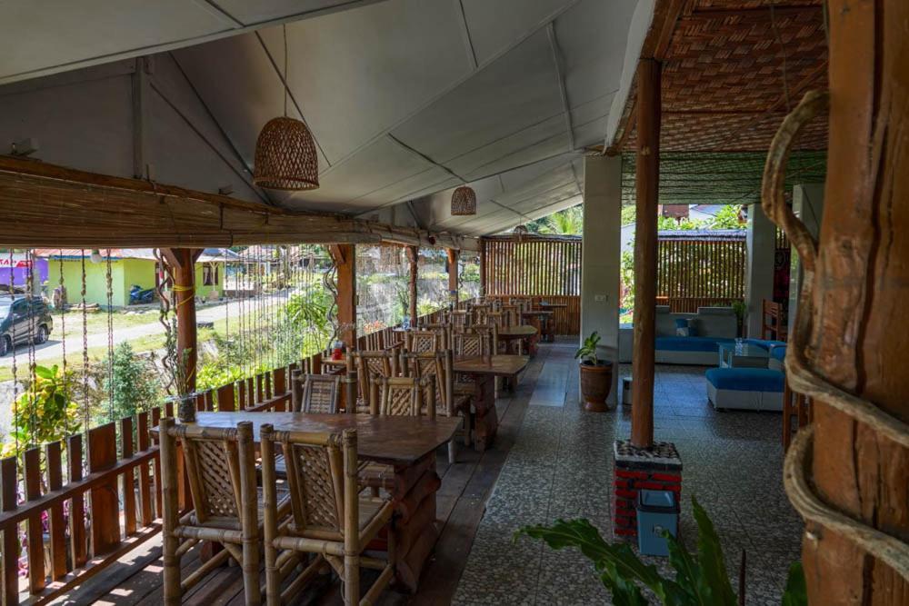 Brown Bamboo Guest House & Trekking Bukit Lawang Εξωτερικό φωτογραφία